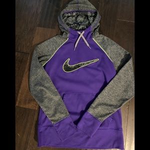 Nike Hoodie Pullover Size Medium